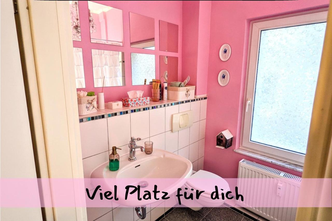 Marie Antoinette - Reise in die Vergangenheit Uelzen Exterior foto